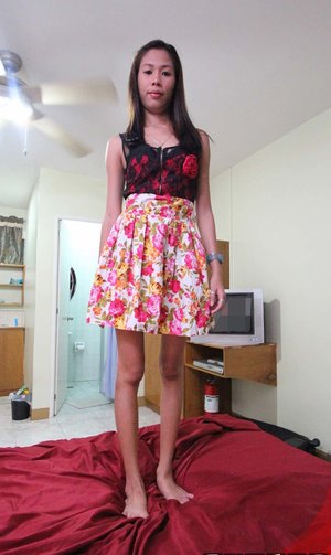 18 year old girl Barbie Bree strips to pink leg warmers in her bedroom
